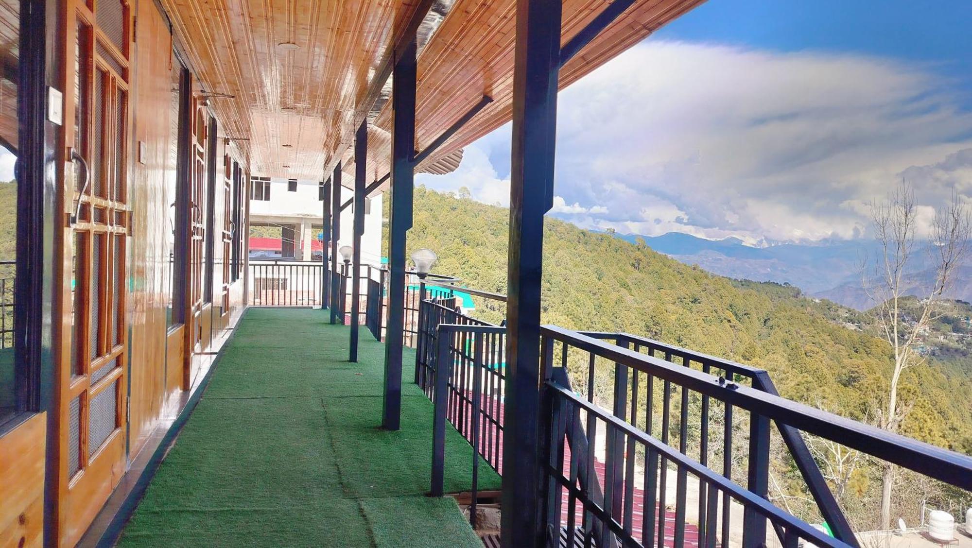 Baikunth Homes Dalhousie Esterno foto