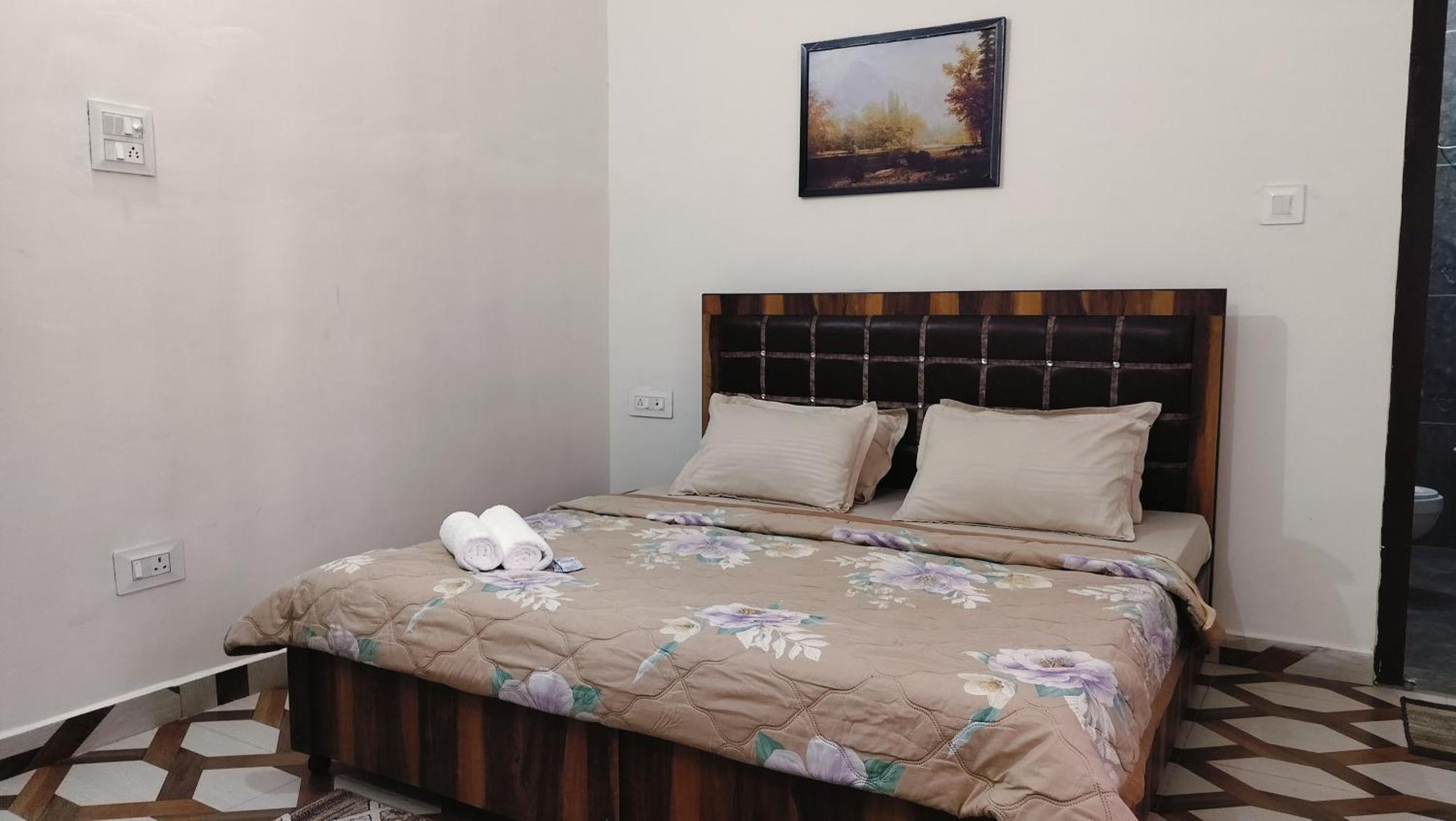 Baikunth Homes Dalhousie Esterno foto